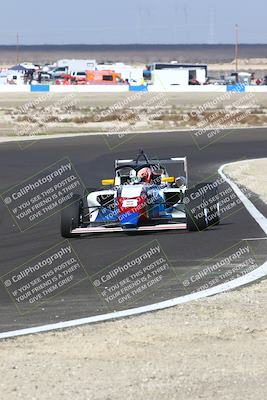 media/Jan-25-2025-CalClub SCCA (Sat) [[03c98a249e]]/Race 2/